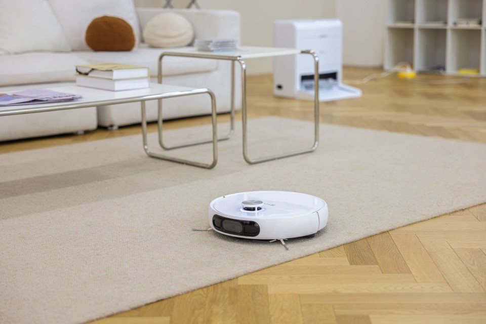 Robot hút bụi