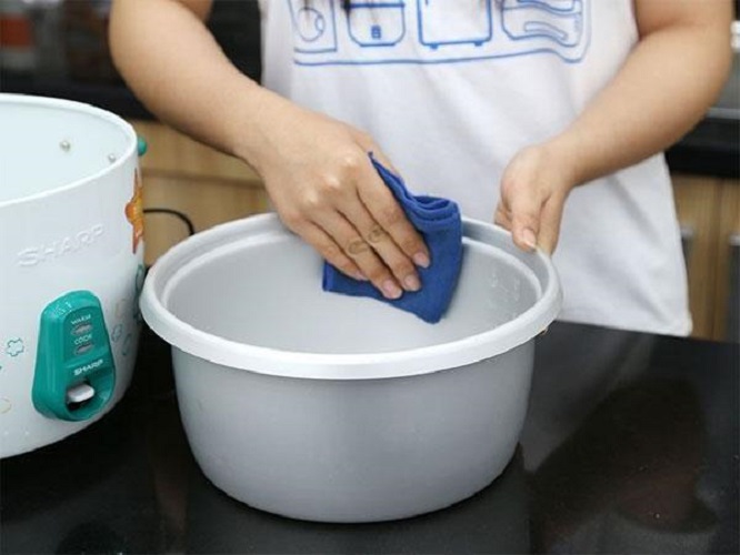 Hướng dẫn vệ sinh nồi cơm điện đúng cách
