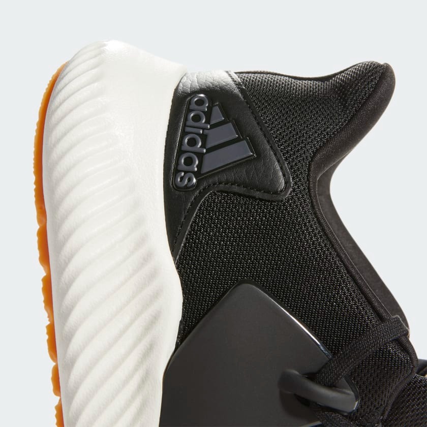 trang Giày Alphabounce RC 2.0