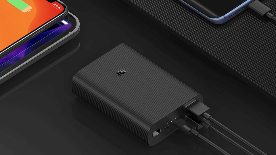 Sạc đồng thời ba thiết bị tương thích