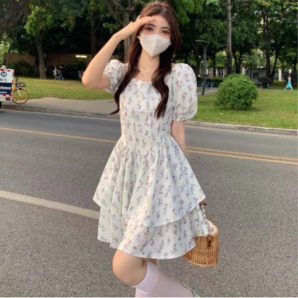 Váy hoa nhí trễ vai dáng xòe công chúa